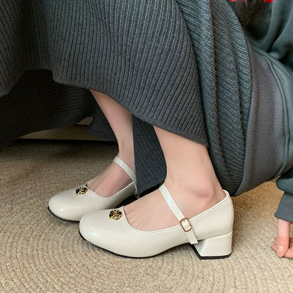 Chunky Heel Flower Accent Patent Leather Mary Jane Pumps