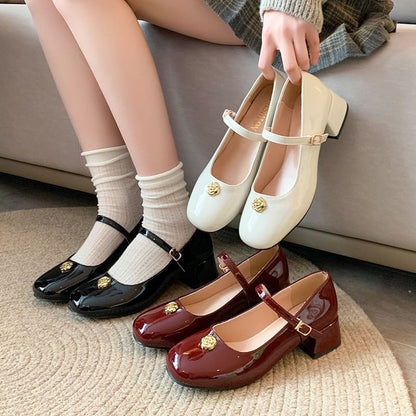 Chunky Heel Flower Accent Patent Leather Mary Jane Pumps