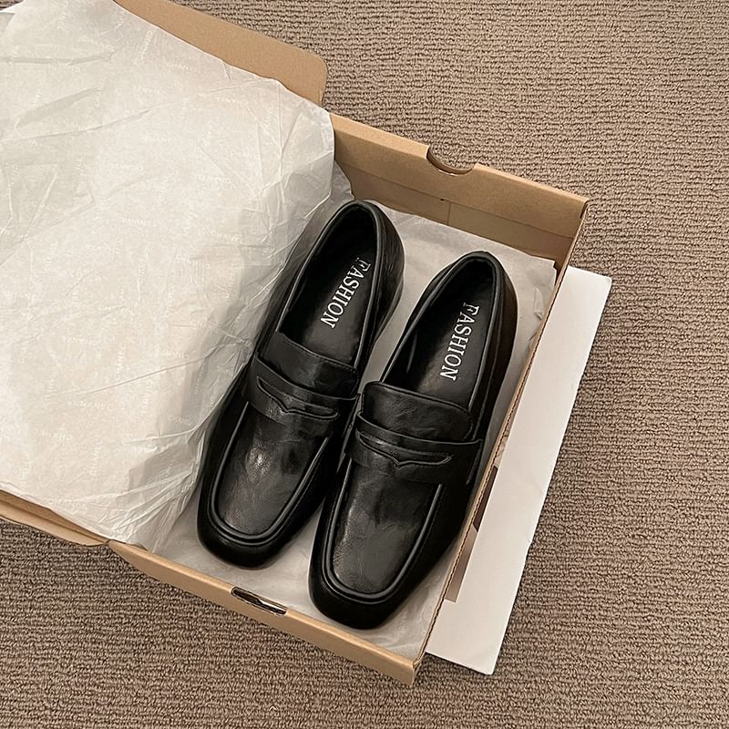 Chunky Heel Plain Faux Leather Penny Loafers