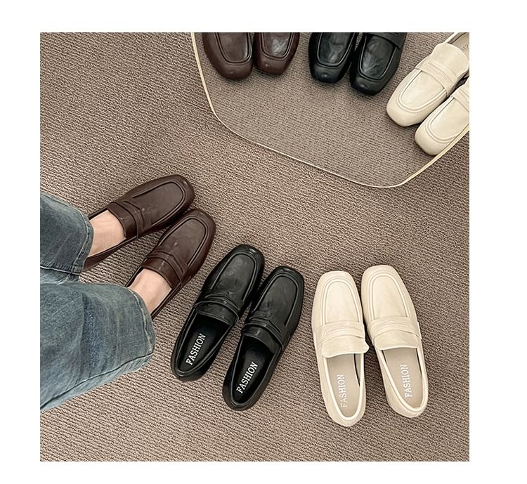 Chunky Heel Plain Faux Leather Penny Loafers
