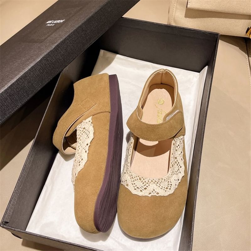 Round Toe Lace Trim Mary Jane Flats