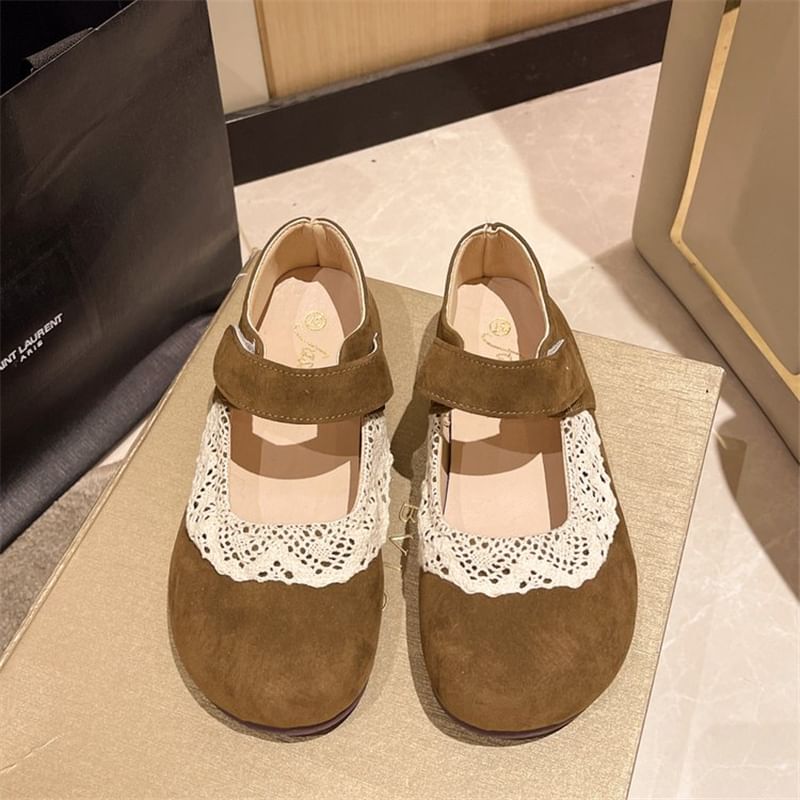 Round Toe Lace Trim Mary Jane Flats