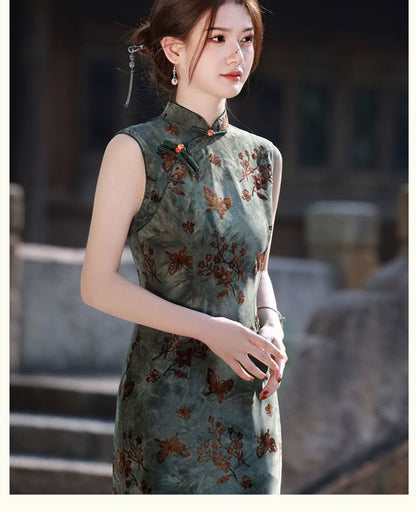 Sleeveless Floral Side-Slit Midi Qipao