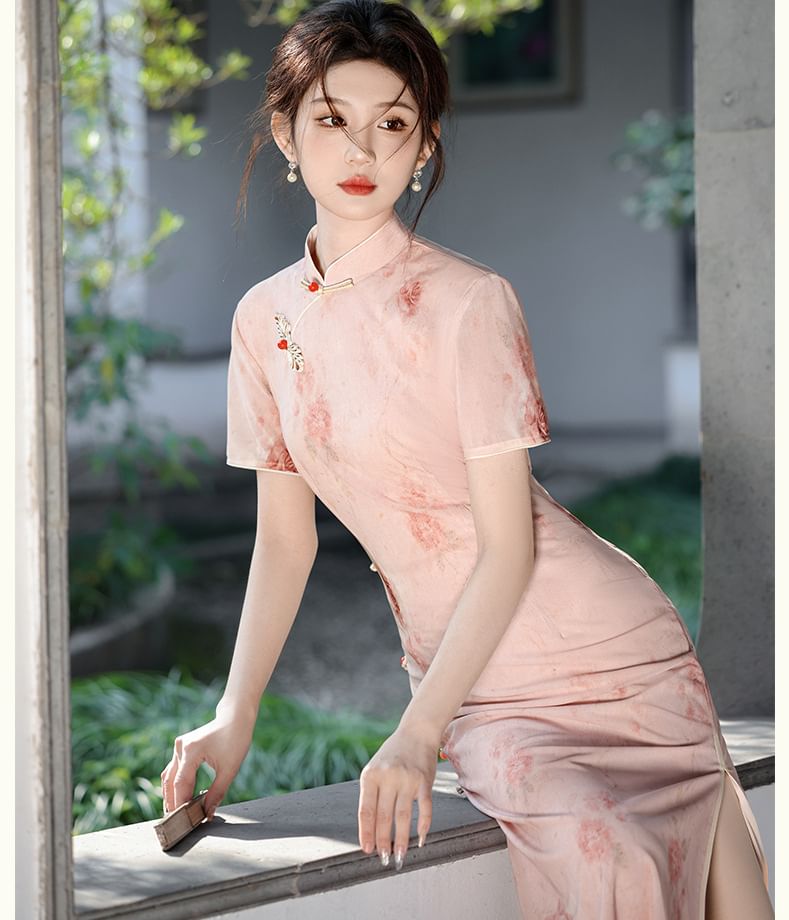 Short-Sleeve Floral Side-Slit Maxi Qipao