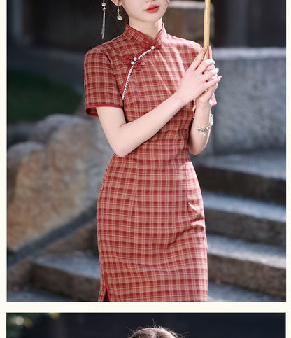 Short-Sleeve Plaid Side-Slit Midi Qipao