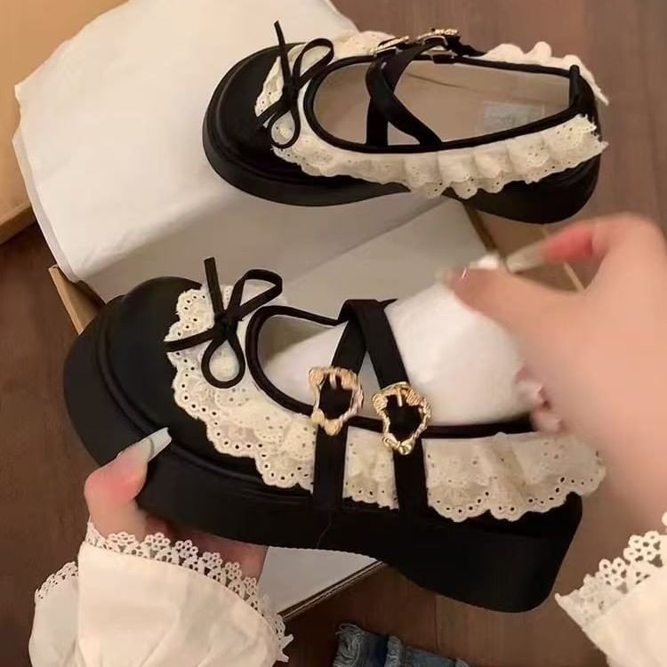 Platform Buckled Lace Ruffle Trim Mary Jane Shoes