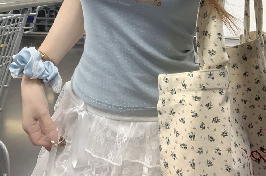 Short-Sleeve Scoop Neck Bear Print Lace Trim Slim Fit Crop Tee