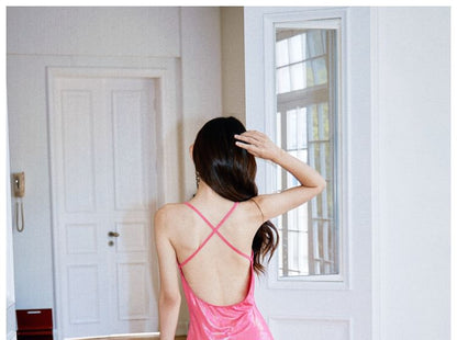 Metallic V-Neck Strap Open Mermaid Back Spaghetti Evening Gown