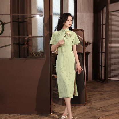 Short-Sleeve Floral Qipao