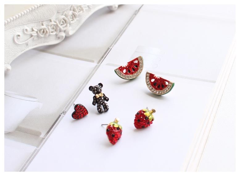Rhinestone Ear Stud