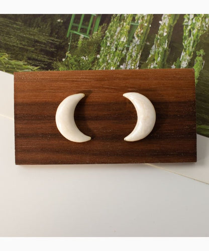 Moon Ear Stud / Clip-On Earring