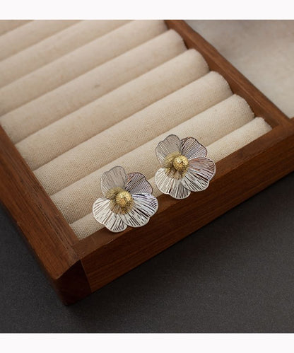 Flower Ear Stud / Clip-On Earring