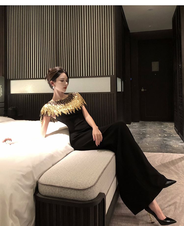 Cap-Sleeve Round Neck Sequin Panel Maxi Sheath Evening Dress