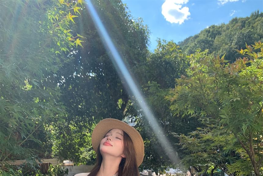 Puff-Sleeve Plain Lace-Up Shirt / High Waist Ruffle Shorts