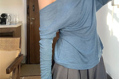 Long-Sleeve Cold-Shoulder Two Tone Mock Two-Piece T-Shirt