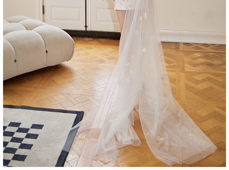 Set: Strapless Floral Accent Mini Sheath Cocktail Dress + Bow