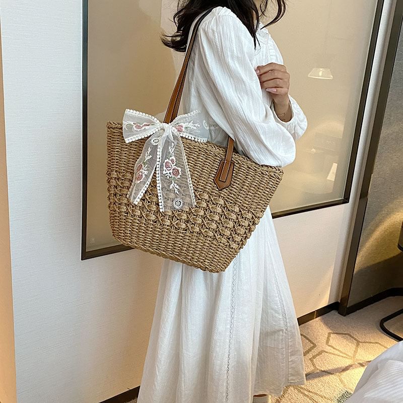 Floral Embroidered Lace Bow Woven Tote Bag