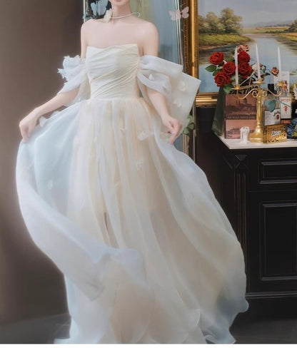 Off-Shoulder Mesh Floral A-Line Wedding Gown