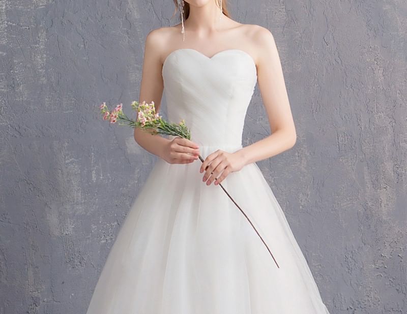 Strapless Sweetheart Neckline A-Line Wedding Dress