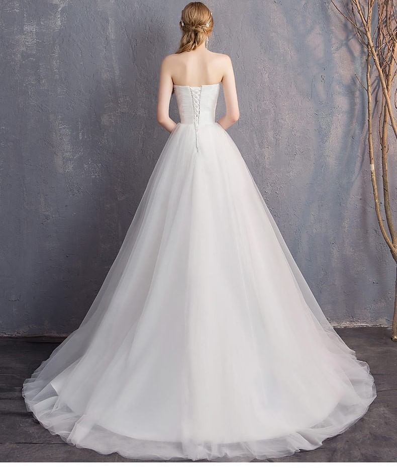 Strapless Sweetheart Neckline A-Line Wedding Dress