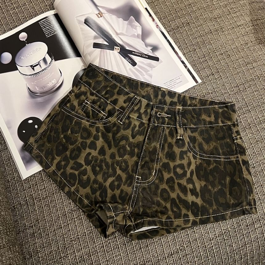 Low Rise Leopard Print Denim Hot Pants