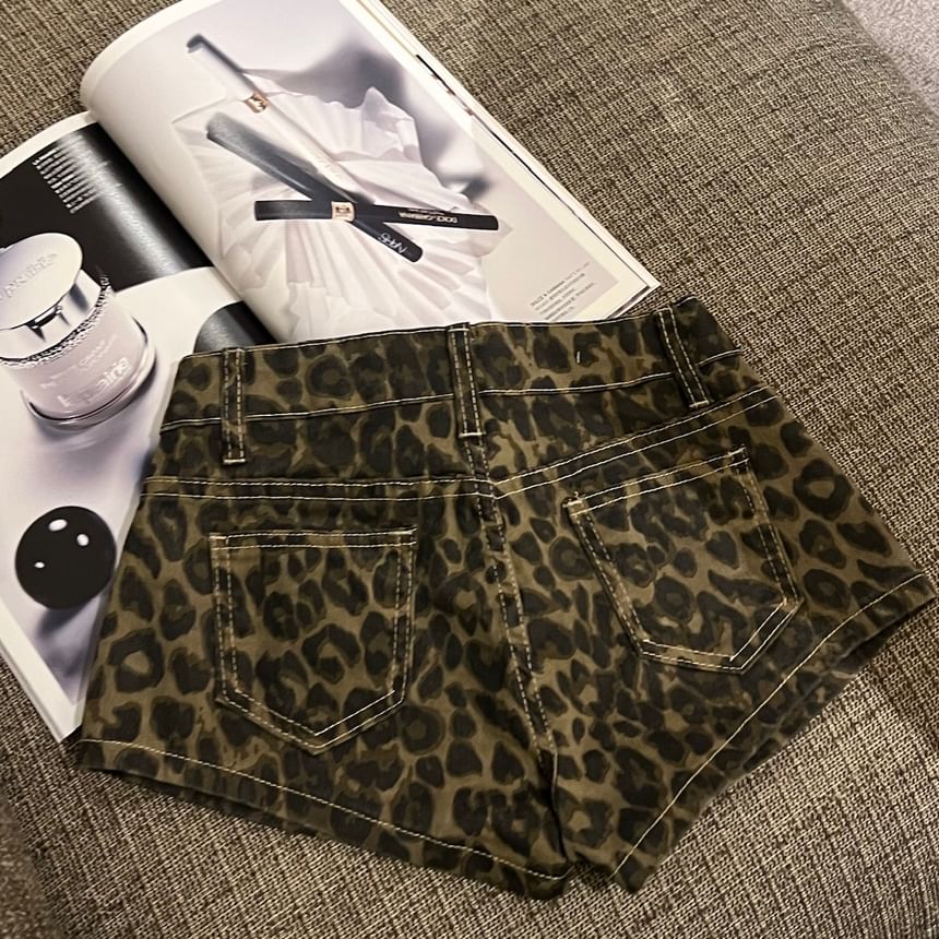 Low Rise Leopard Print Denim Hot Pants