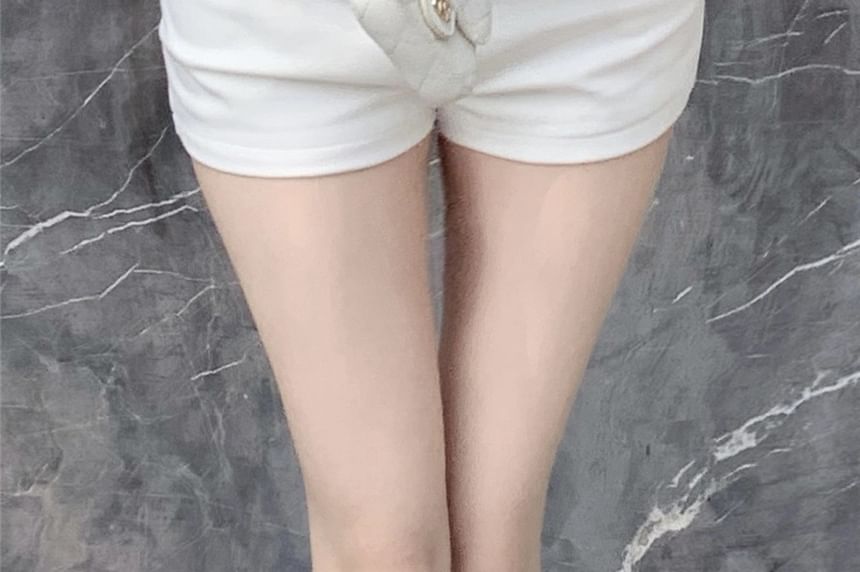 High Waist Plain Chained Hot Pants