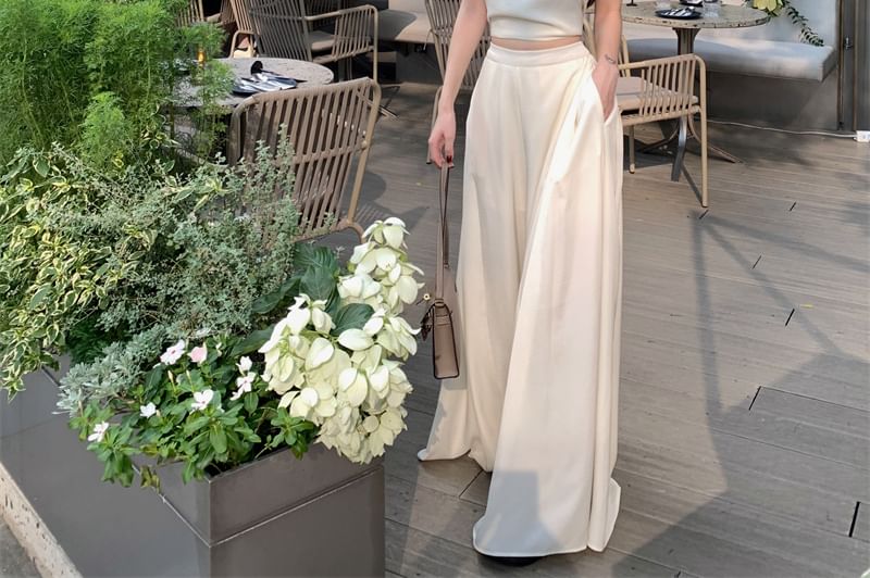 Sleeveless Halter Neck Plain Crop Top / High Rise Plain Wide Leg Pants