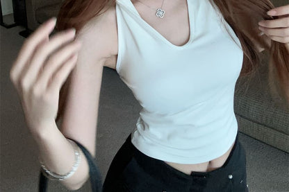 Sleeveless V-Neck Hooded Plain Crop Top