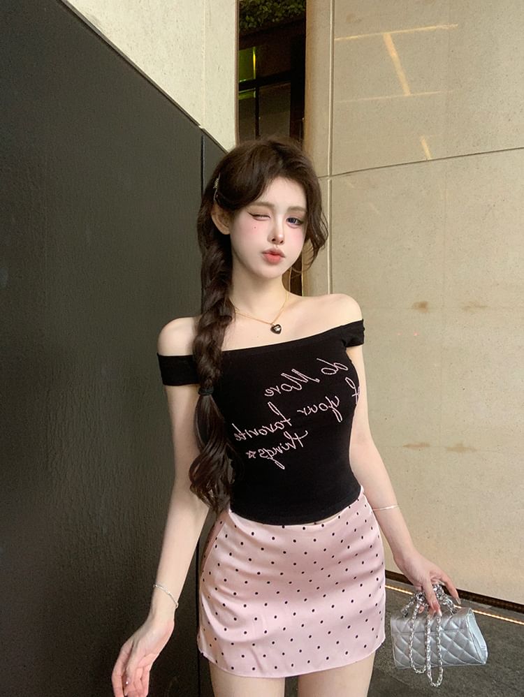 Off-Shoulder Lettering Embroidered Slim Fit Tank Top / High Waist Dotted Mini Pencil Skirt
