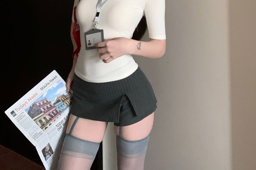 Short-Sleeve Turtleneck Plain Slim Fit Tee / High Waist Striped Slit Mini A-Line Skort