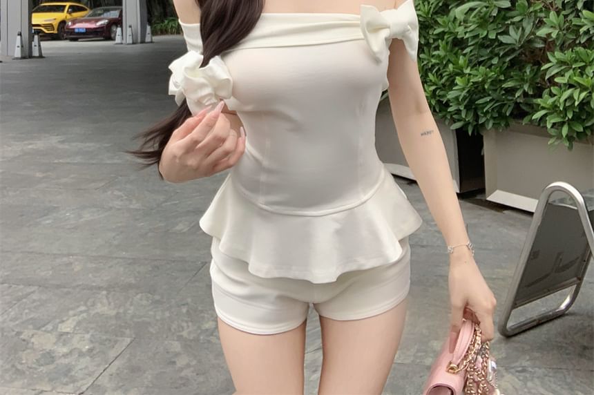 Off-Shoulder Plain Bow Accent Ruffle Hem Crop T-Shirt