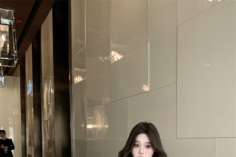 Set: Long Sleeve V-Neck Plain Bow Peplum Blouse + Camisole Top