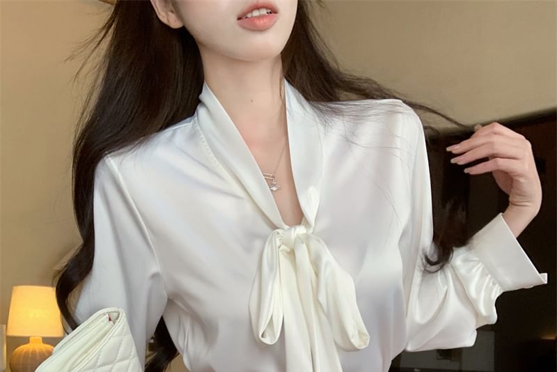 Long Sleeve Tie Neck Plain Satin Blouse / High Rise Plain Mini Pencil Skirt