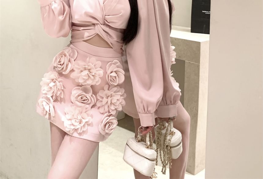 Long Sleeve V-Neck Plain Ruched Crop Blouse / High Rise Floral Applique Mini Pencil Skirt