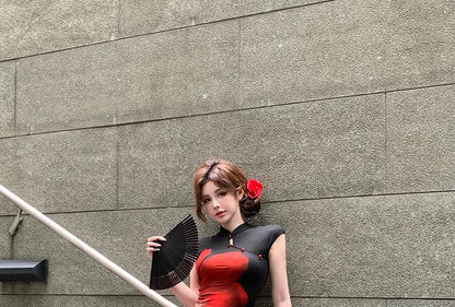 Cap Sleeve Mandarin Collar Floral Print Crop Top / Mid Waist Mini Pencil Skirt