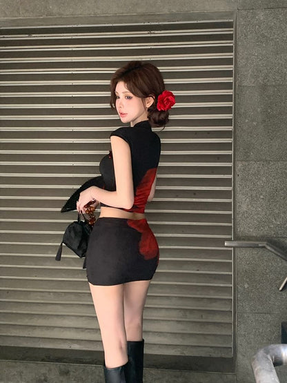 Cap Sleeve Mandarin Collar Floral Print Crop Top / Mid Waist Mini Pencil Skirt