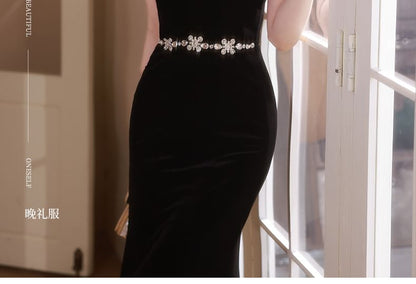 Halter Neck Rhinestone Accent Cutout Mermaid Evening Dress