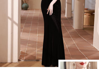 Halter Neck Rhinestone Accent Cutout Mermaid Evening Dress