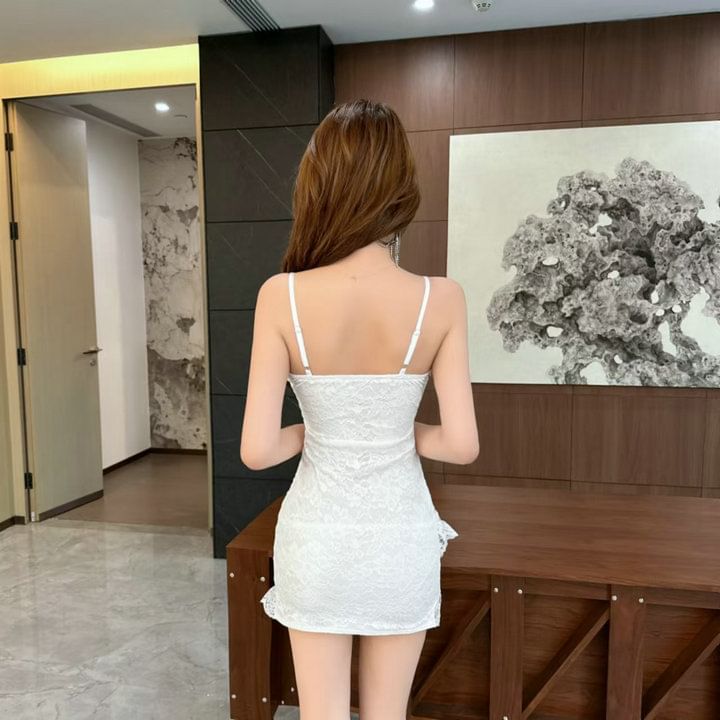 V-Neck Floral Lace Mini Bodycon Dress with Spaghetti Straps