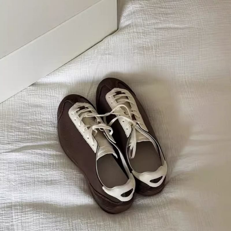 Two Tone Lace-Up Genuine Leather Sneakers