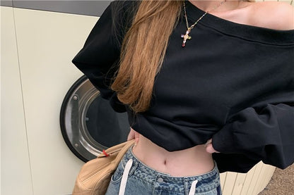 Off-Shoulder Plain Pullover / Drawstring Waist Contrast Trim Washed Ripped Wide Leg Jeans