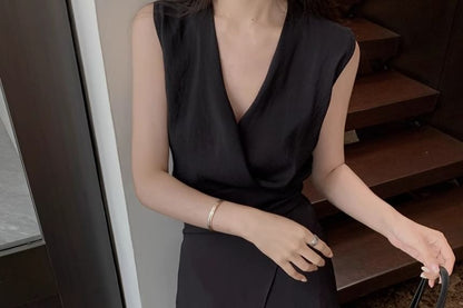 Set: V-Neck Plain Asymmetrical Tank Top + Elastic Waist Maxi A-Line Skirt