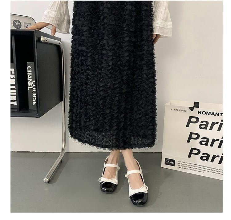 Block Heel Two Tone Ribbon Mary Jane Pumps