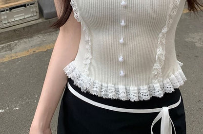 Padded Crop Tank - Scoop Neck Lace Trim