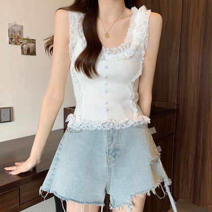 Padded Crop Tank - Scoop Neck Lace Trim