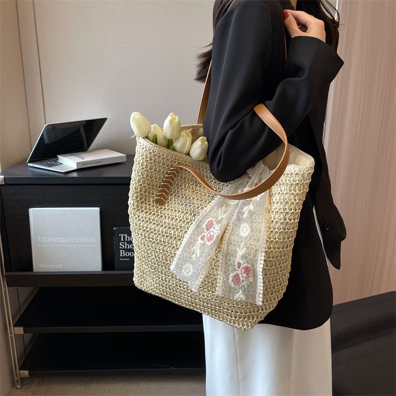 Set: Straw Tote Bag + Scarf