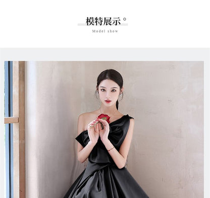 A-Line Evening Sleeveless Gown Bow Plain One-Shoulder