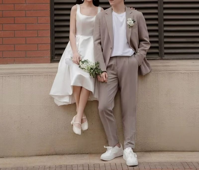 Sleeveless Square Neck Plain Asymmetrical A-Line Wedding Dress