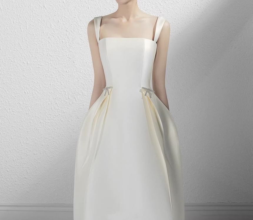 Sleeveless Square Neck Plain Midi A-Line Wedding Dress